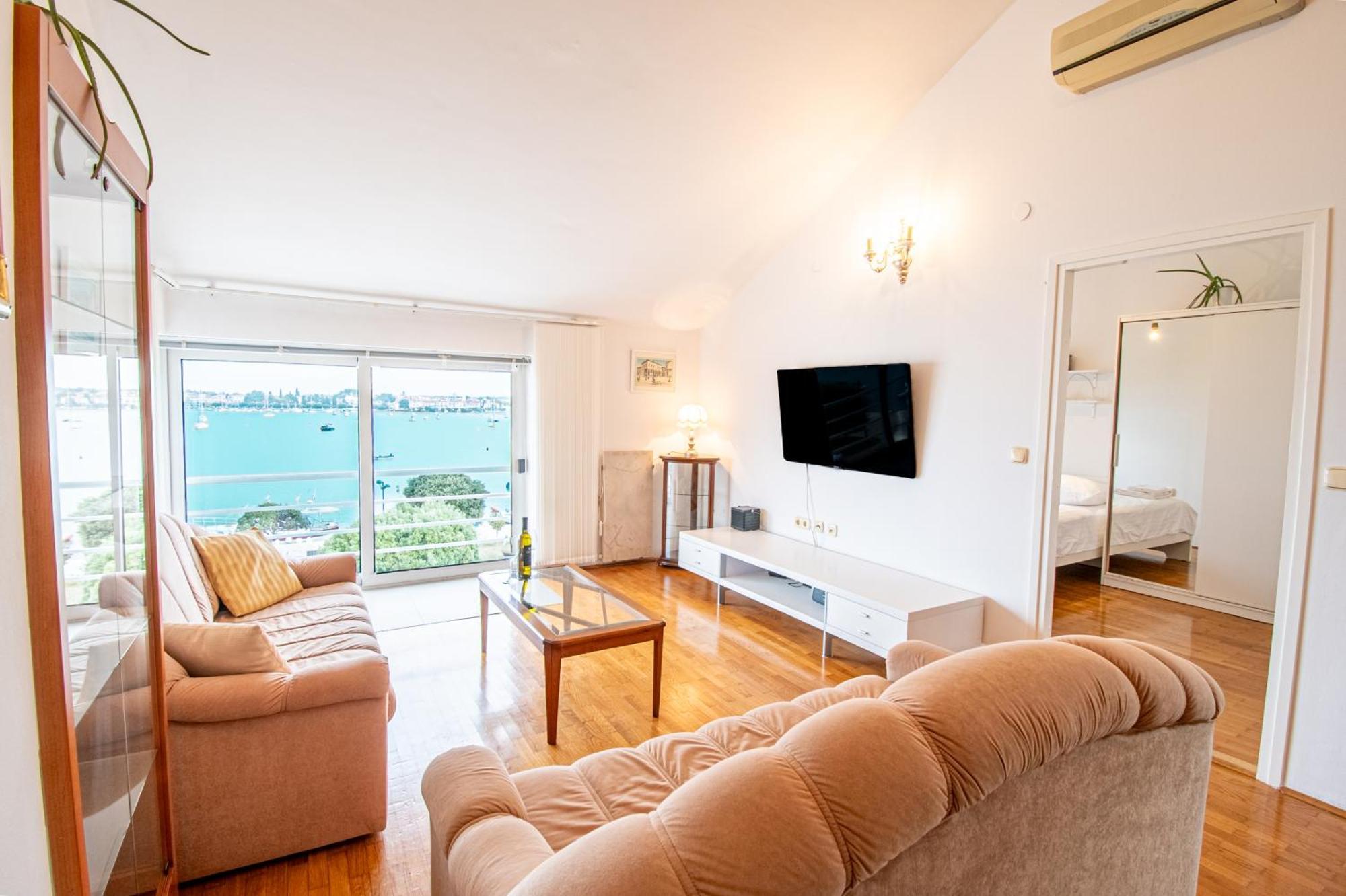 Apartment Umag Center Istria Croatia With Seaview By Rentistra Luaran gambar