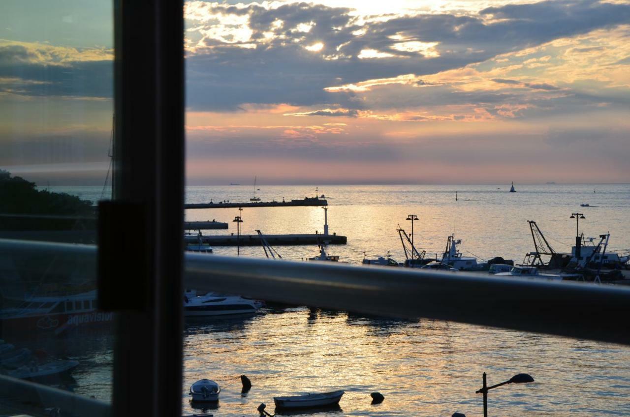 Apartment Umag Center Istria Croatia With Seaview By Rentistra Luaran gambar